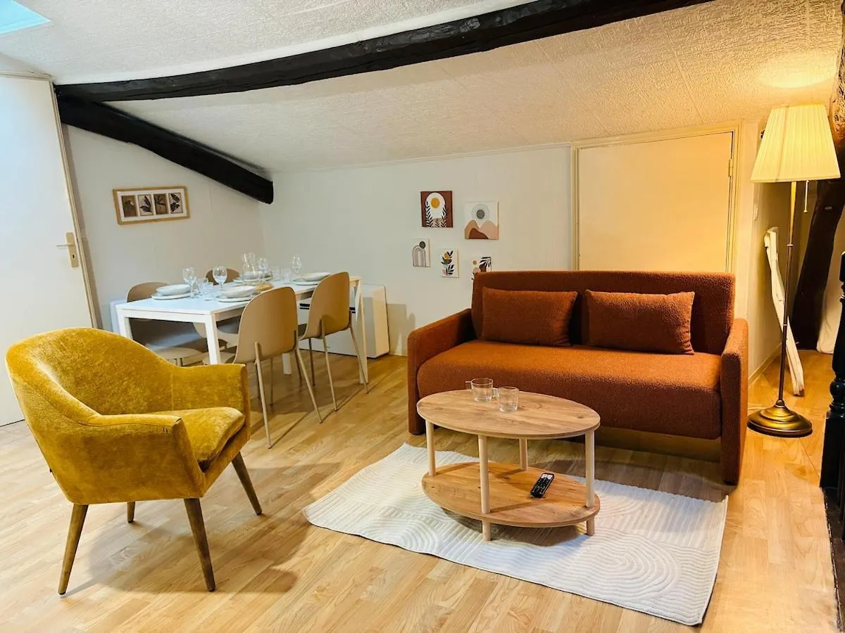 Appartement Proche Place Soult L 2 Ch L Climatise Castres  0*, Castres (Tarn) Francja