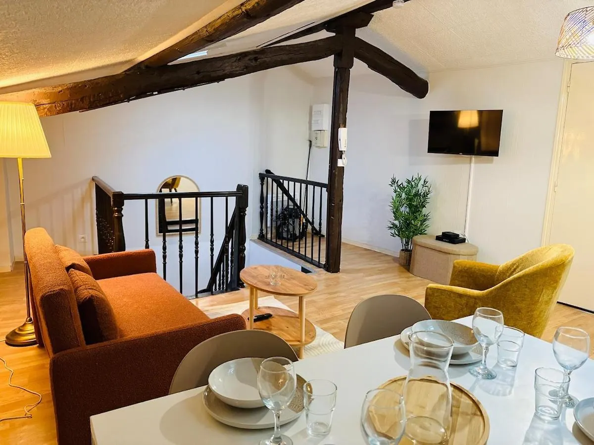 Appartement Proche Place Soult L 2 Ch L Climatise Castres  0*, Castres (Tarn) Francja